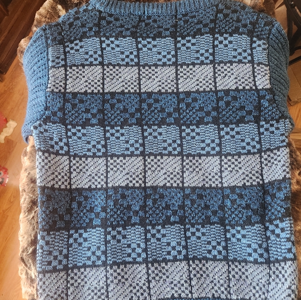 Vintage Vibrant Blue Italian Sweater Size M Unique Pattern - Picture 8 of 9